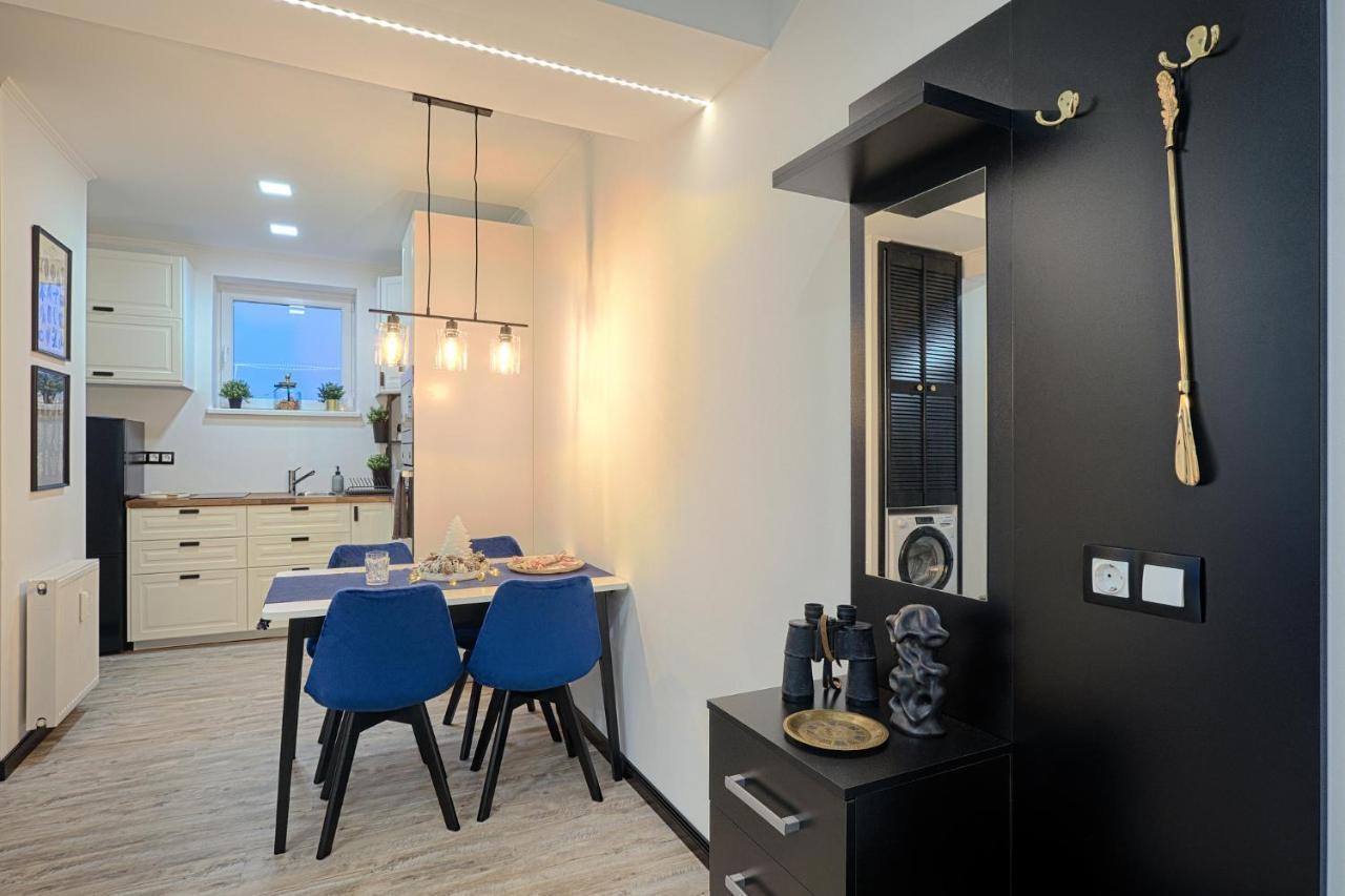 Monos Apartman Tatabánya Buitenkant foto